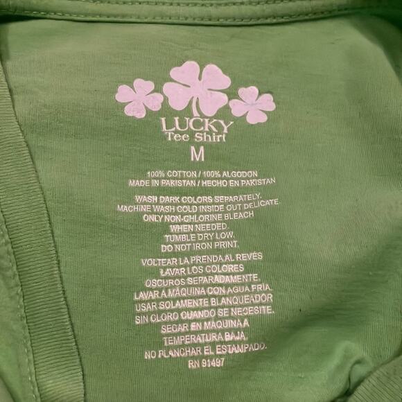 Lucky Tee Shirt M Four leaf clover green short sleeve t-shirt casual festive - Picture 4 of 7